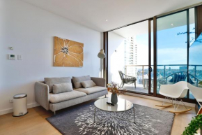 Chic Zenith Retreat -Vista, Skylight, Parking, Sydney